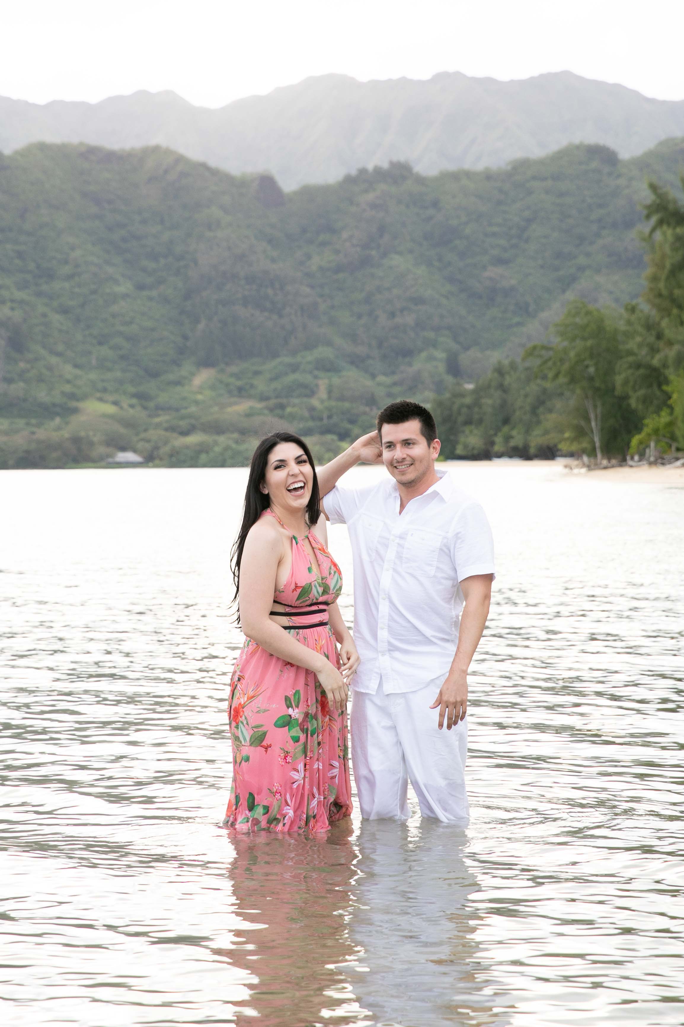 hawaii engagement session